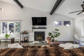 Spacious 3-Bed Condo Near Vail & BC